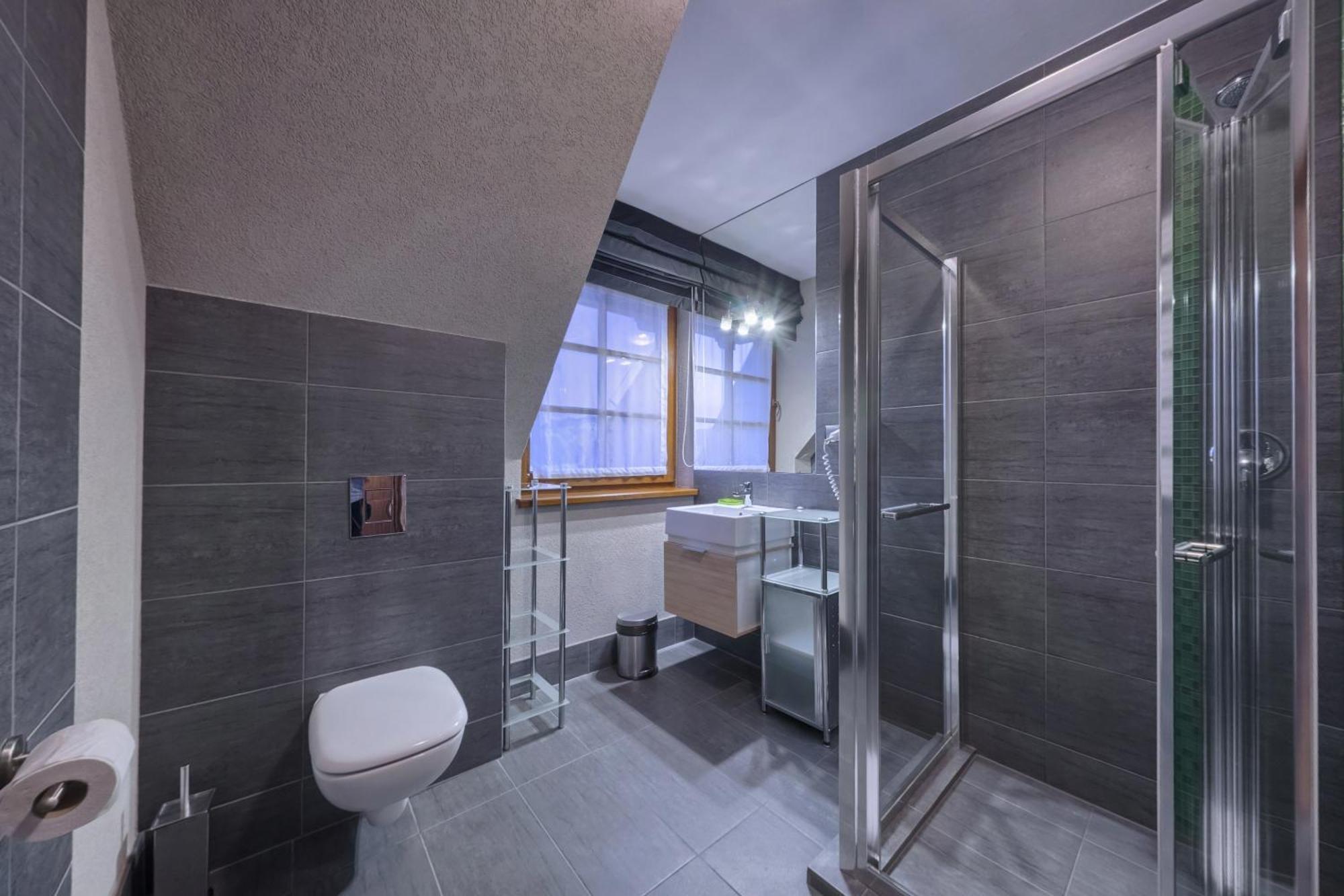 Silverton -Sauna,Jacuzzi,Mini Silownia,Bar Sezonowy, Przyjazny Rodzinom ビャウカ 部屋 写真